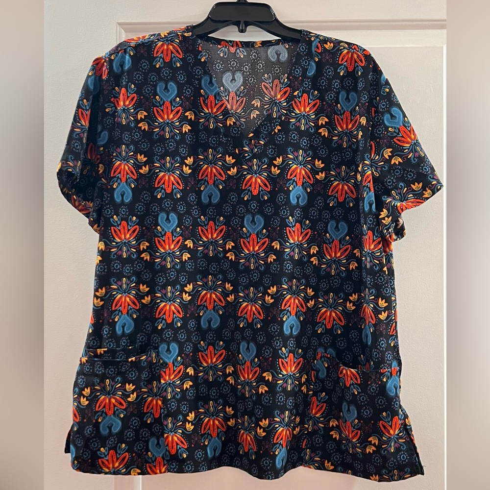 Floral Patterned Women's Top